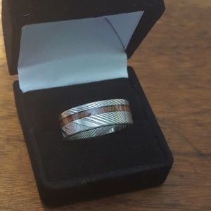 8mm Damascus Tungsten ring w/ wood inlay